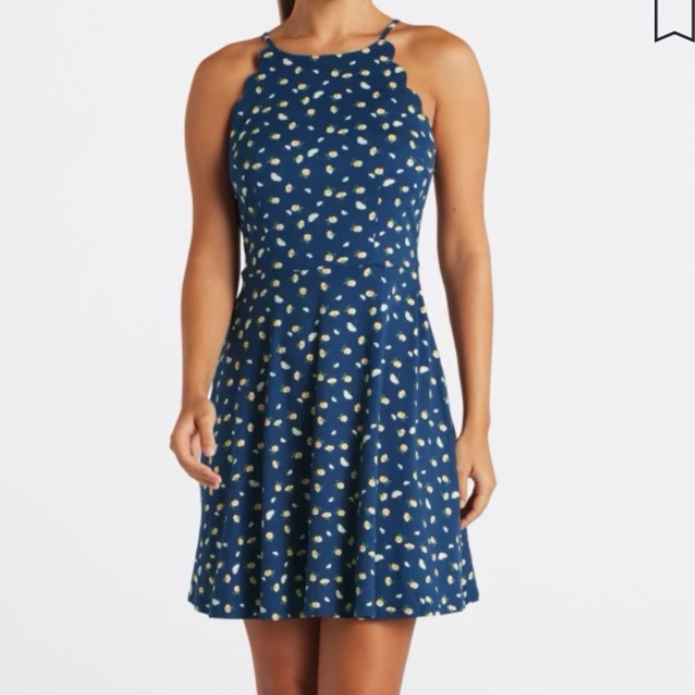 Blue, yellow and white floral scallop detail knit dress